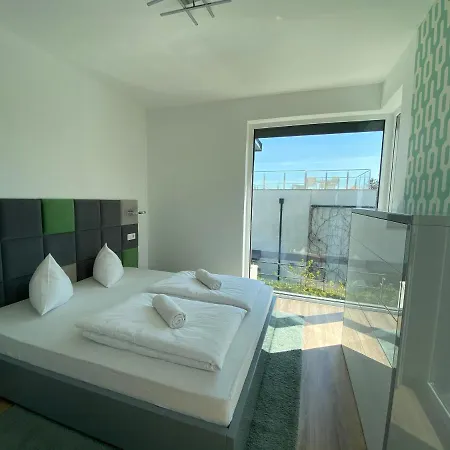 #brand New#luxury Garden House In The Center#