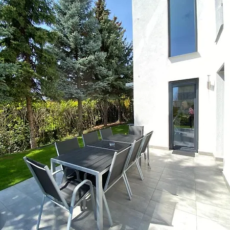 Holiday home #brand New#luxury Garden House In The Center#