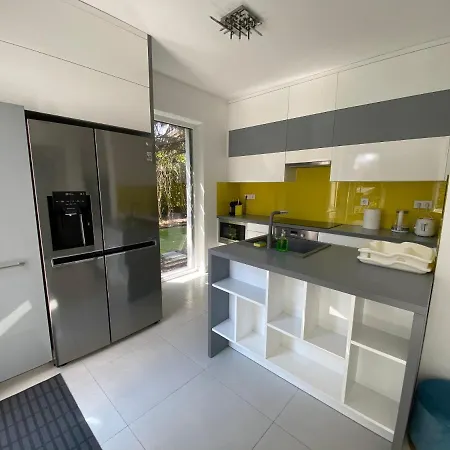 #brand New#luxury Garden House In The Center# Holiday home